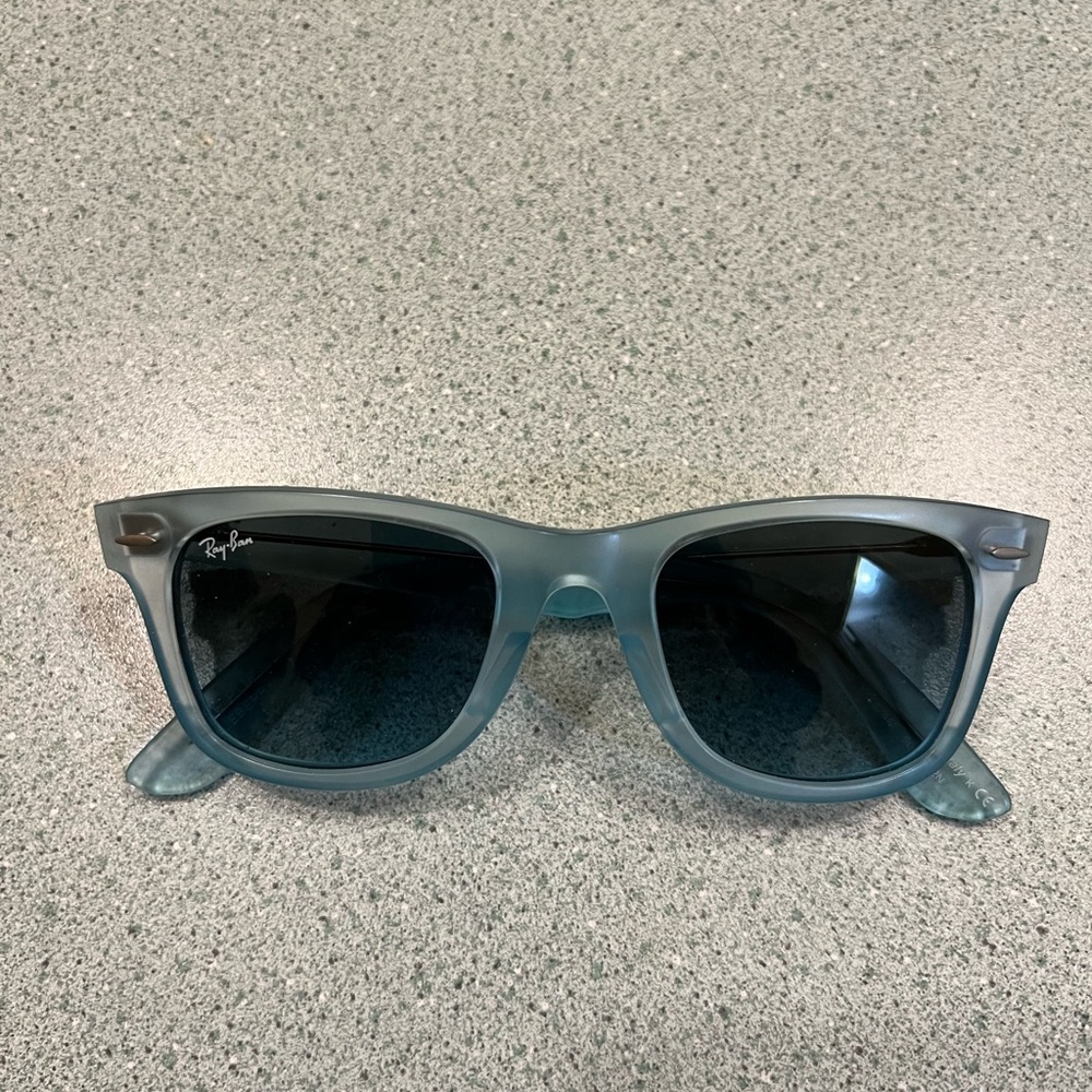 Ray-Ban Blue Sunglasses